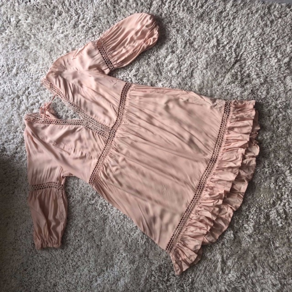 Forever 21 Size 0X (Plus) Casual Dress w/ Cut Outs